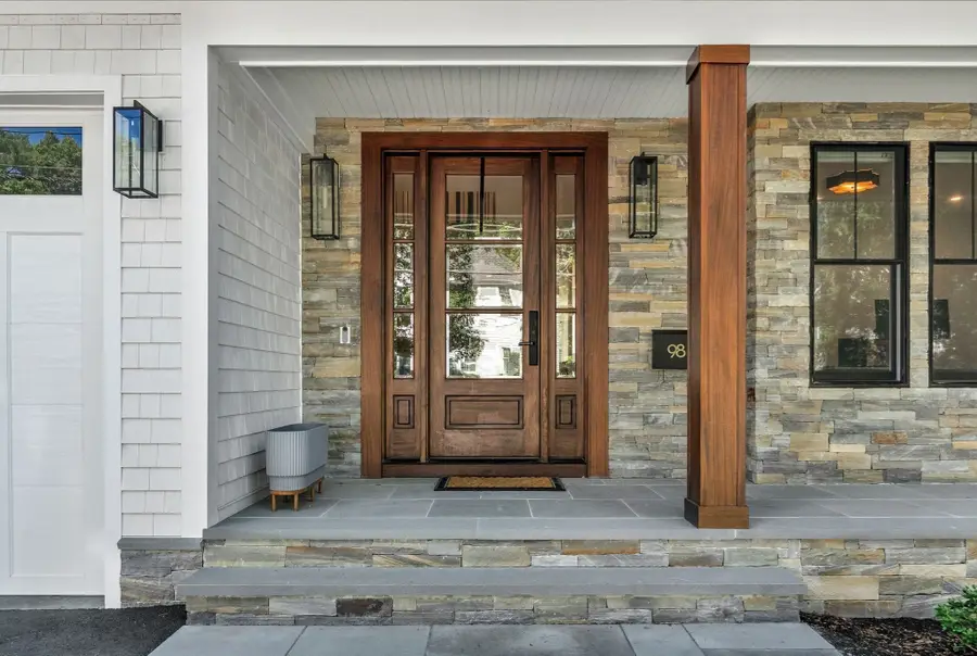 98 Beethoven Ave, Newton, MA 02468 - #3