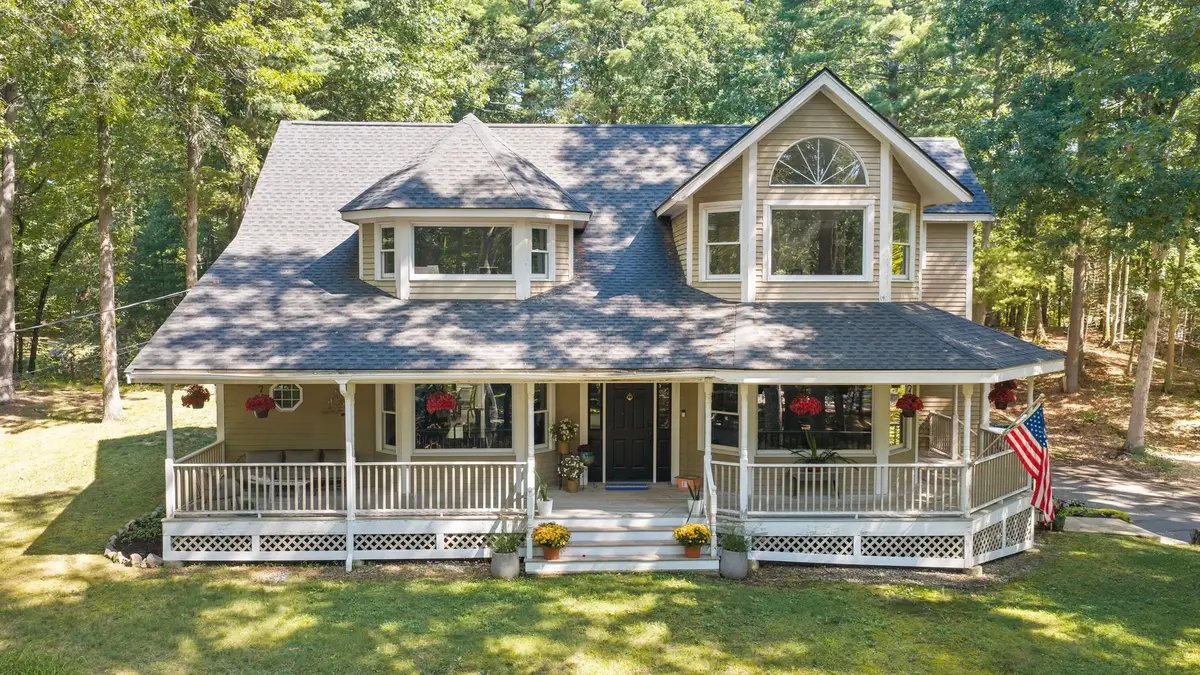 64 Leslie Rd, Rowley, MA 01969 - #1