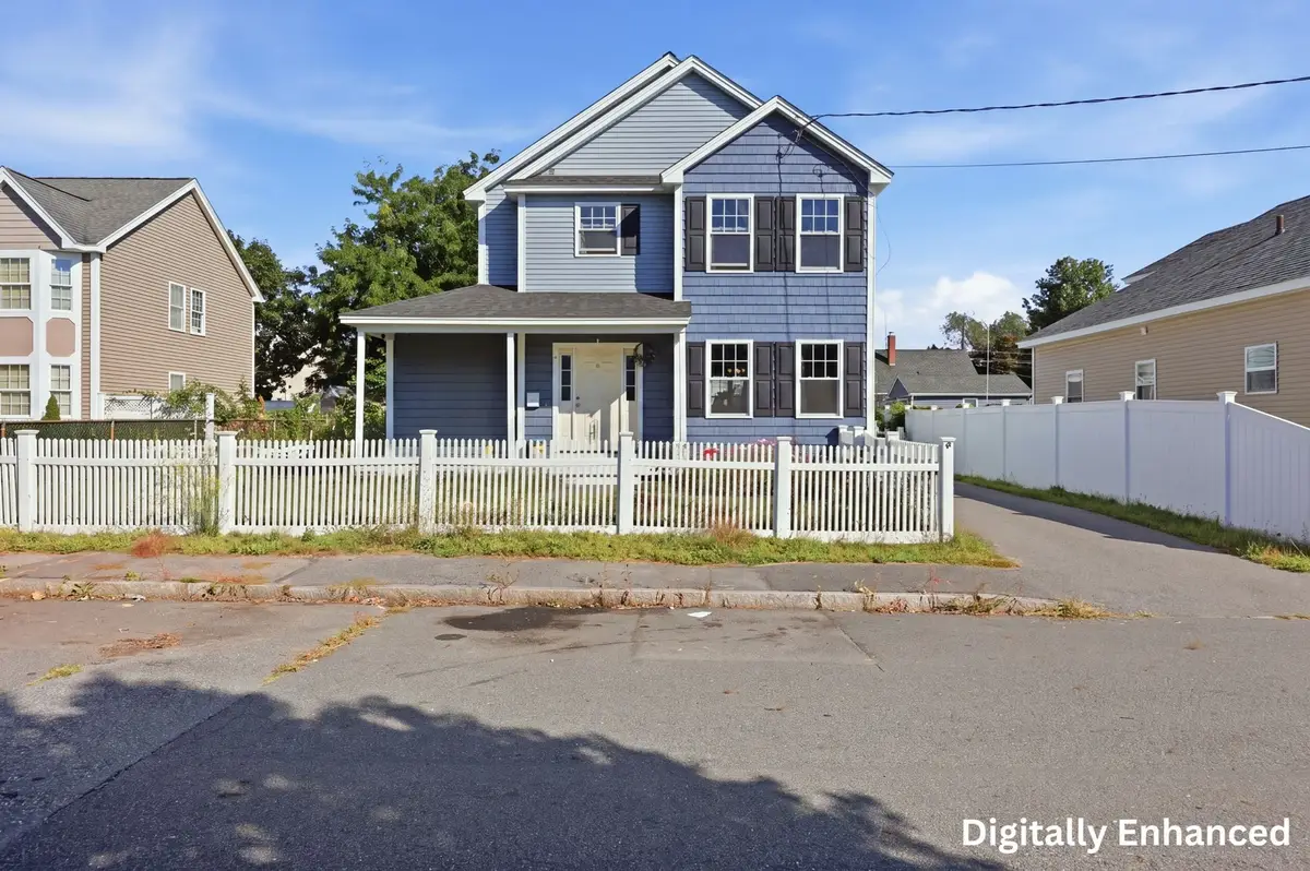 9 Mcguigan Circle, Lowell, MA 01852 - #1