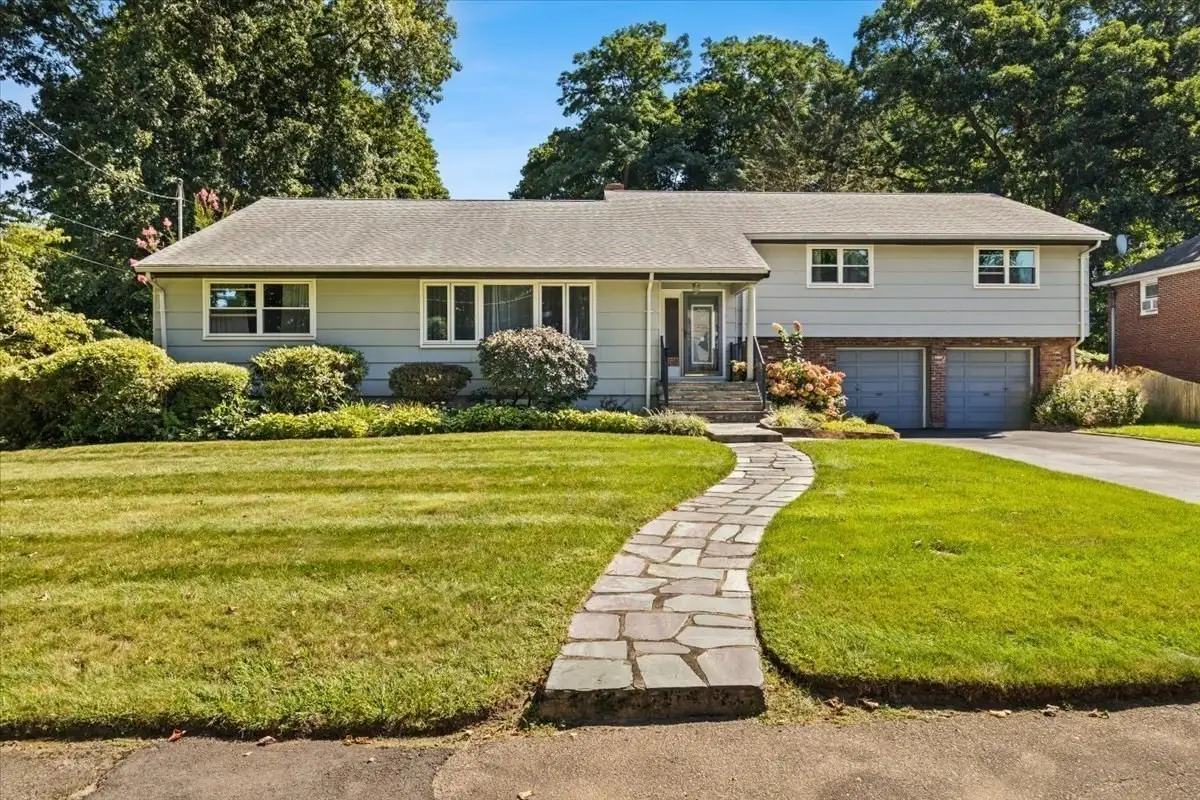 30 Bassett Rd, Brockton, MA 02301 - #1