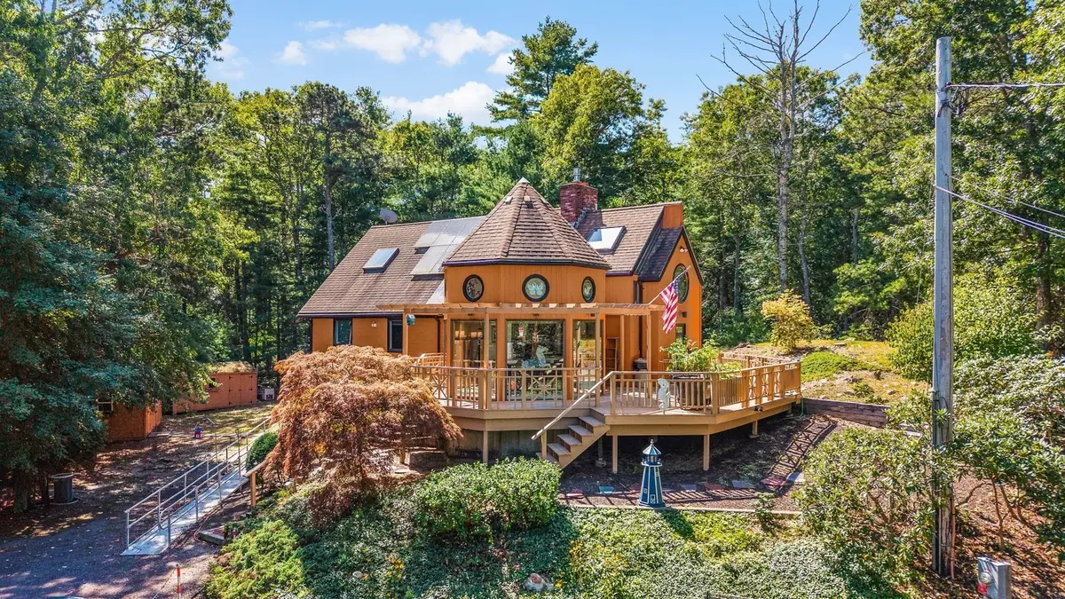 81 Lakeview Blvd, Plymouth, MA 02360 - #1