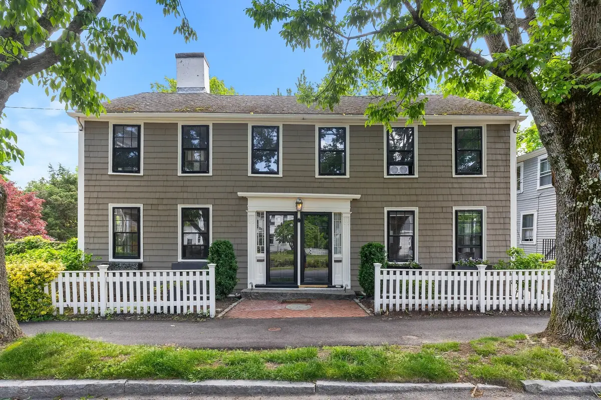 210-212 North St, Hingham, MA 02043 - #1