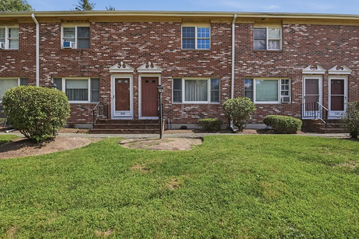 322 Bedford St #322, East Bridgewater, MA 02333 - #1