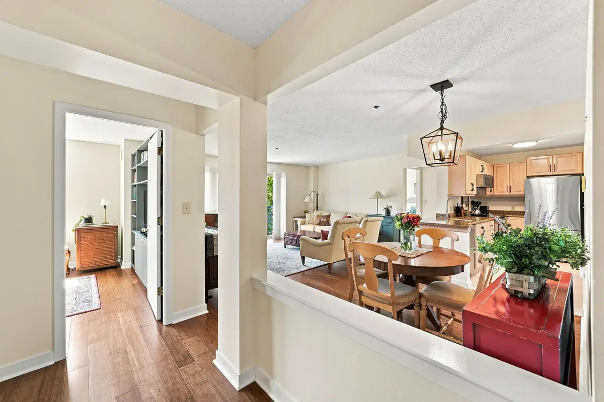 273 Cambridge Rd #505, Woburn, MA 01801 - #1
