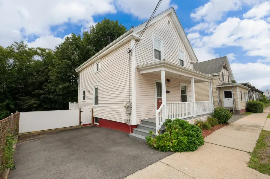 28 Endicott Street, Peabody, MA 01960 - #3