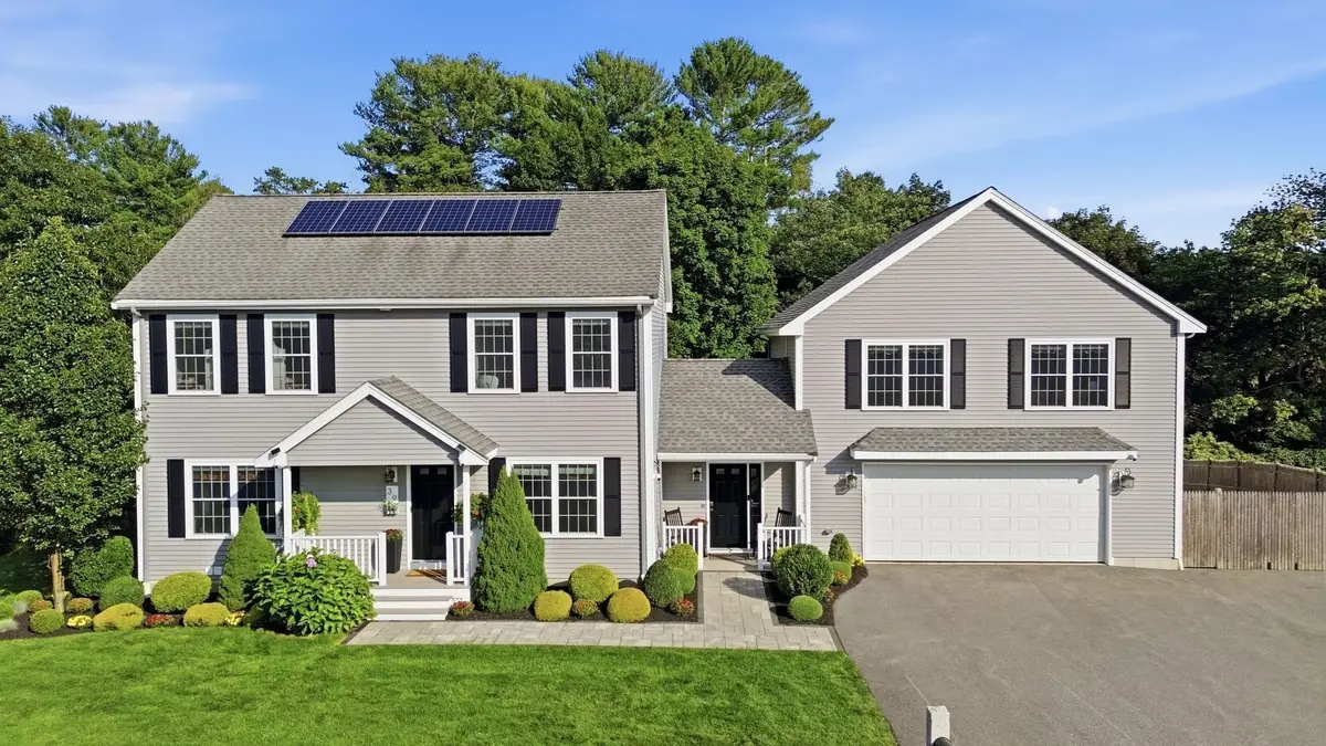 39 Tomahawk Dr, Tewksbury, MA 01876 - #1