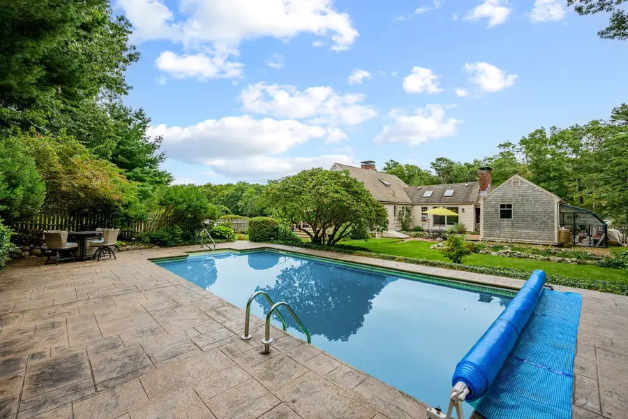18 Manor Dr, East Sandwich, MA 02537 - #3
