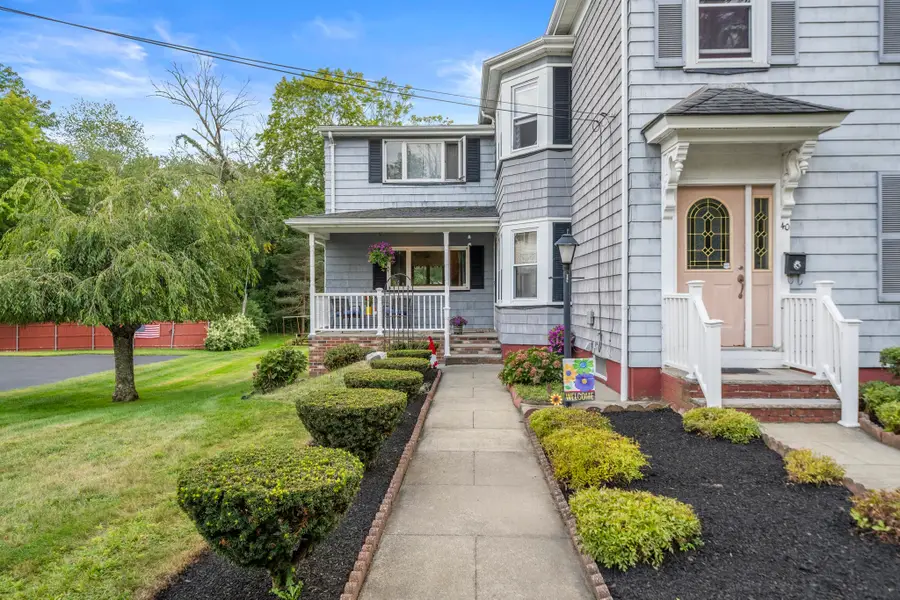 40 Railroad Avenue, Taunton, MA 02780 - #3