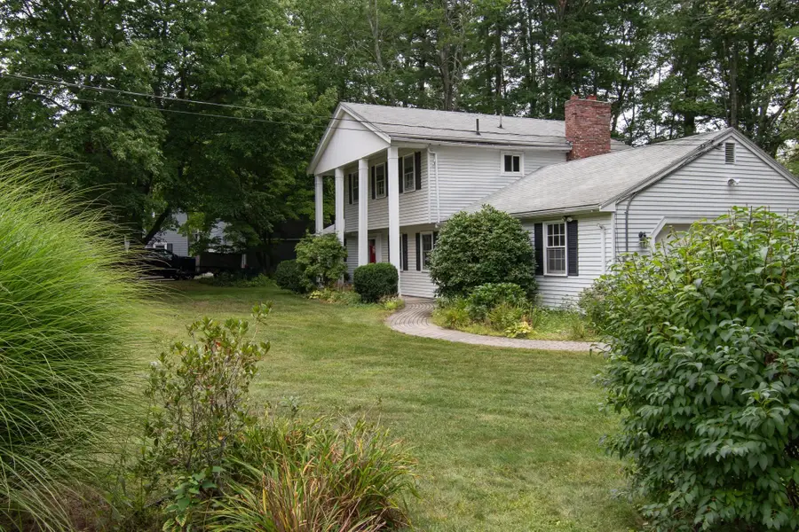 16 Crabapple Ln, Chelmsford, MA 01824 - #2