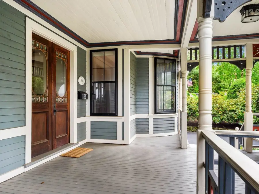 44 Putnam Street, Newton, MA 02465 - #3
