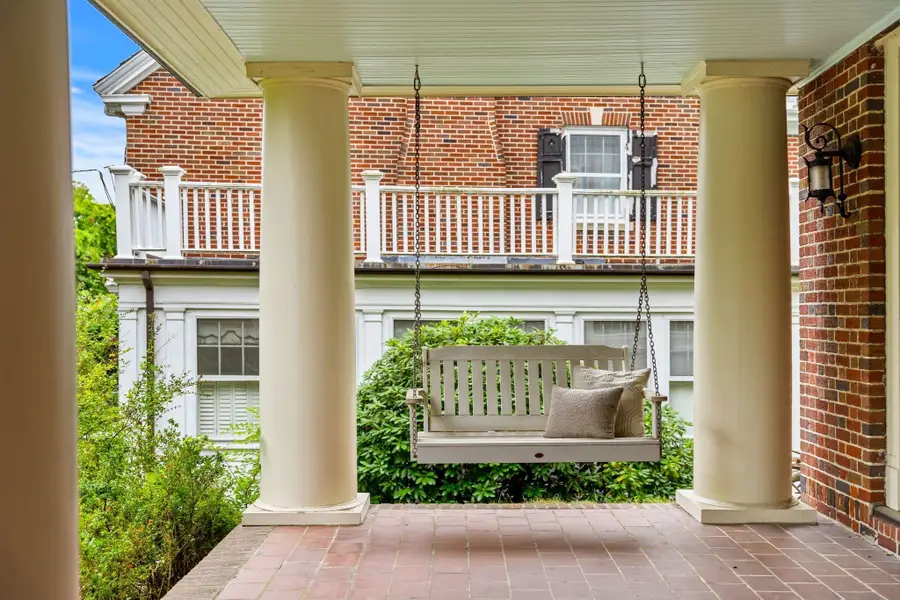 292 Pond St, Jamaica Plain, MA 02130 - #3