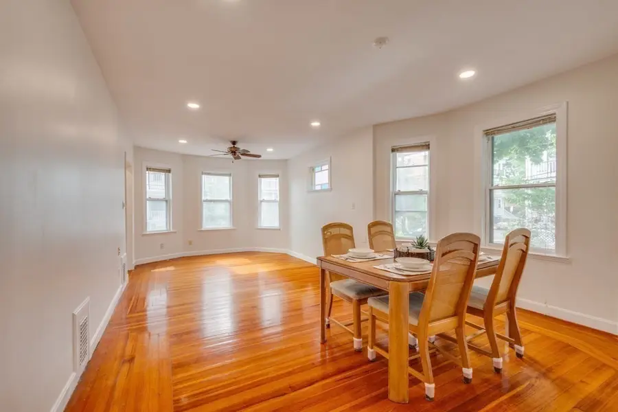 29-31 Washburn Ave #1A, Cambridge, MA 02140 - #3