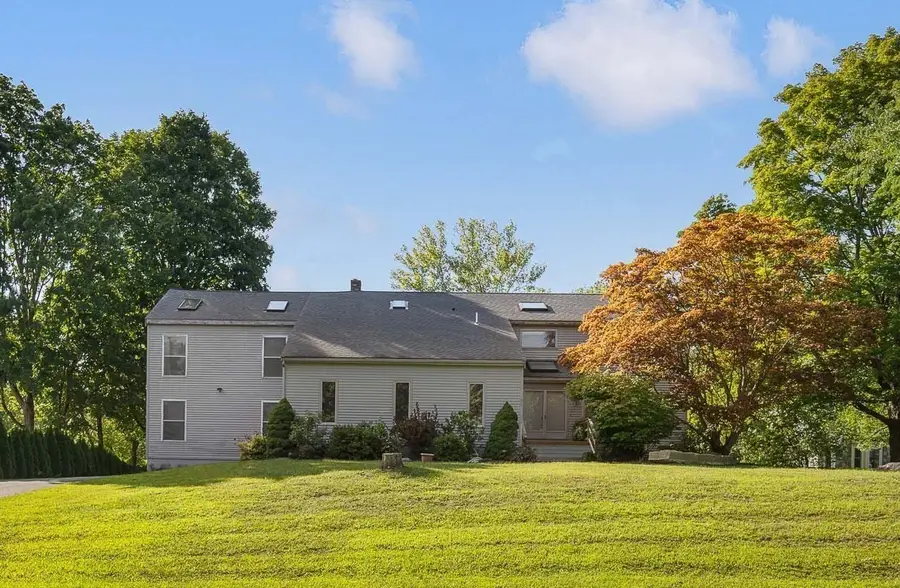 10 Pond View Ln, Ashland, MA 01721 - #2