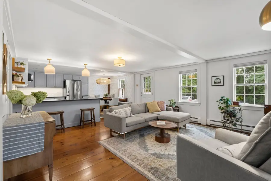 74 Derby St #1, Salem, MA 01970 - #3