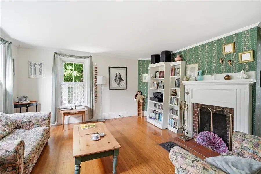 45 Summer Street, Hingham, MA 02043 - #3