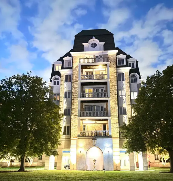 100 Marina Drive #217, Quincy, MA 02171