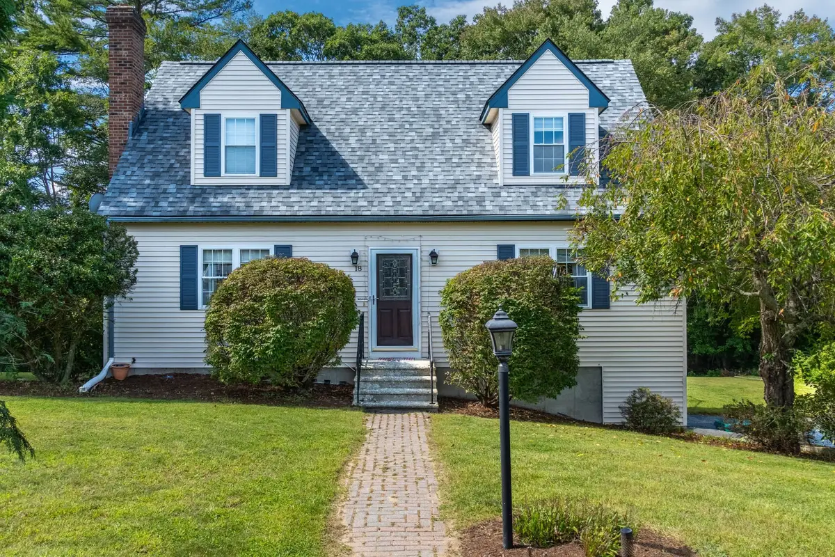 18 Clarence Dr, Oxford, MA 01540 - #1