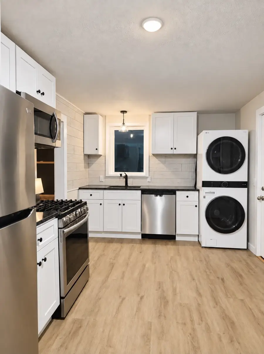 68 Eton Ave, Warwick, RI 02889 - #2