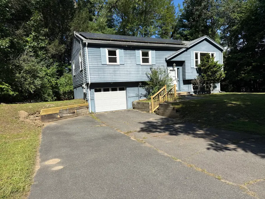 5 Edge Hill Rd, Amherst, MA 01002 - #2