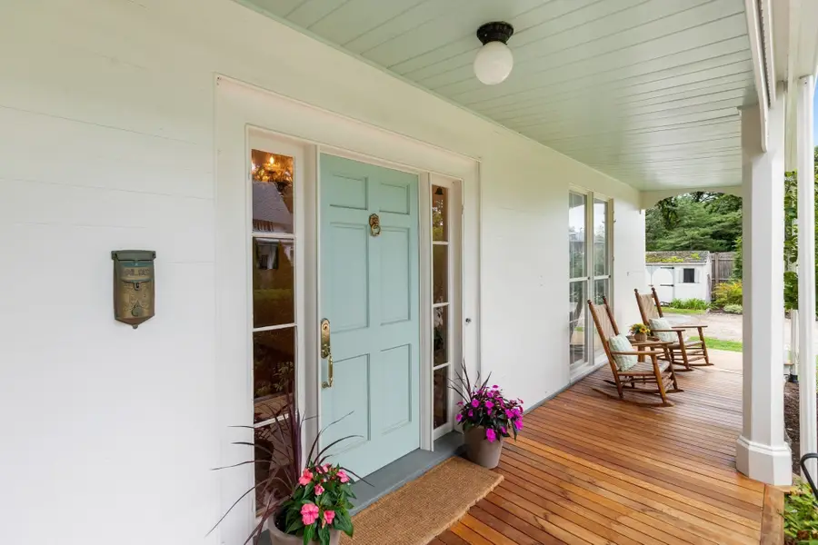 82 Old River Place, Dedham, MA 02026 - #3