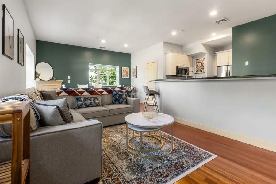 188 Summer St #3, Weymouth, MA 02188 - #3