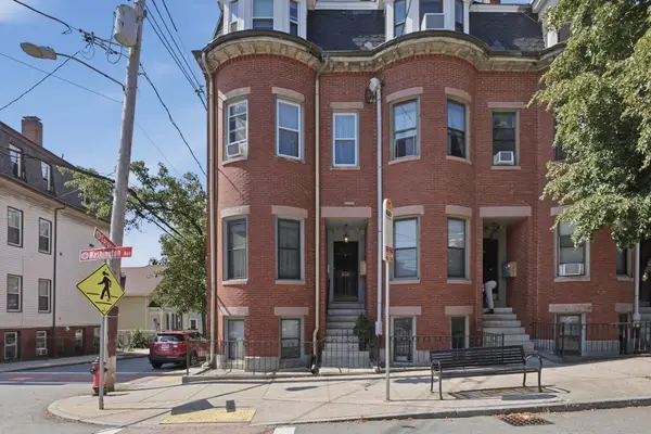 208 Washington Ave #3, Chelsea, MA 02150