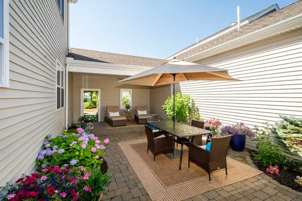 64 Hatherly Rise #64, Plymouth, MA 02360