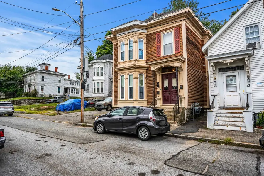 45 Varney St, Lowell, MA 01854 - #3