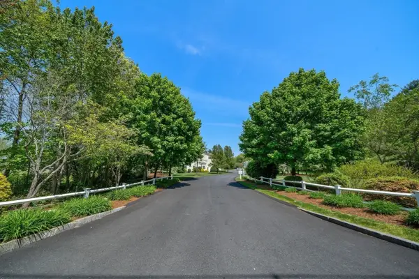 58 Bagnell Dr #58, Pembroke, MA 02359