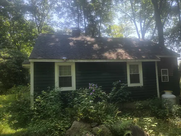 4 Lambs Grove, Spencer, MA 01562