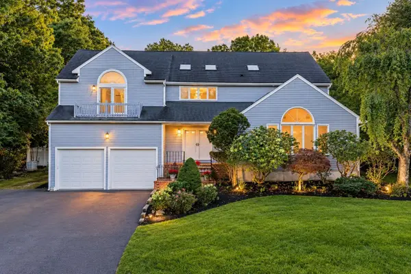 42 Magnolia Rd, Sharon, MA 02067
