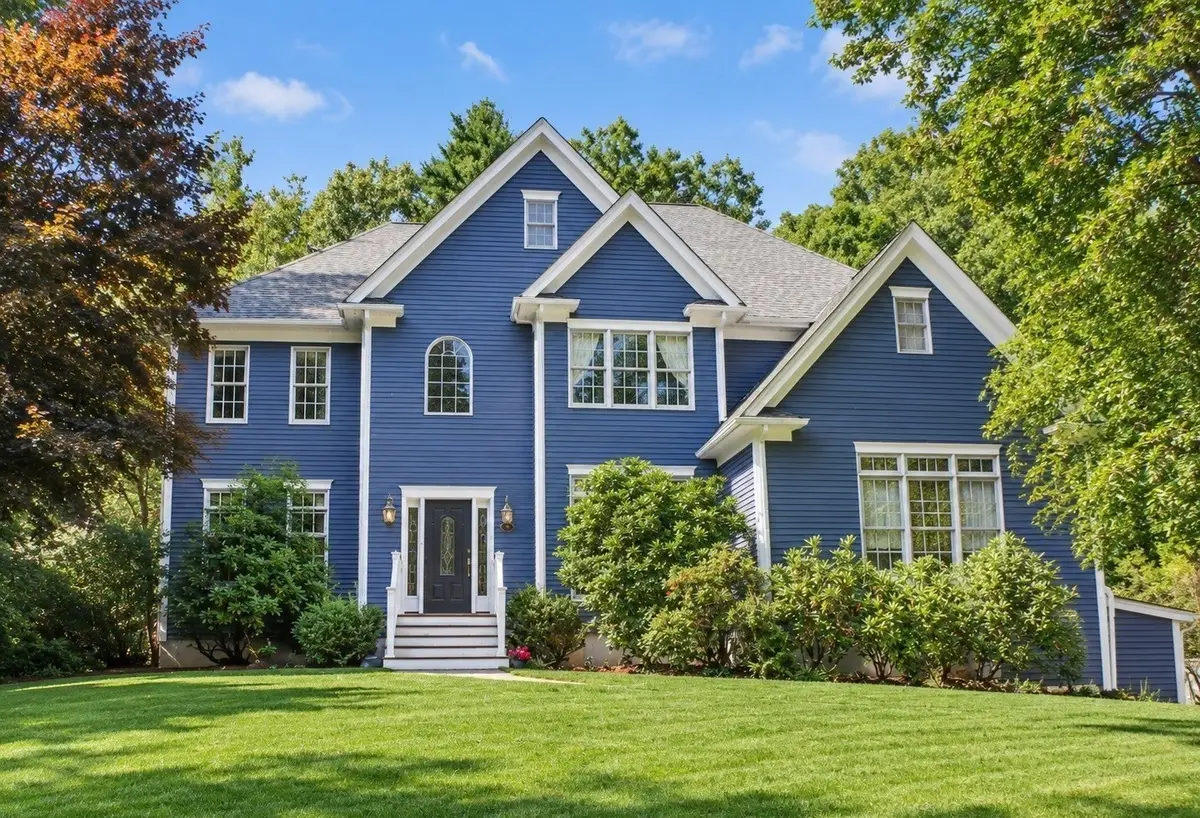 66 Poquanticut Ave, Easton, MA 02356 - #1