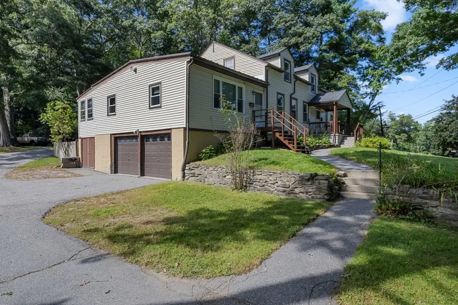 18 Old Dudley Rd, Oxford, MA 01540 - #3