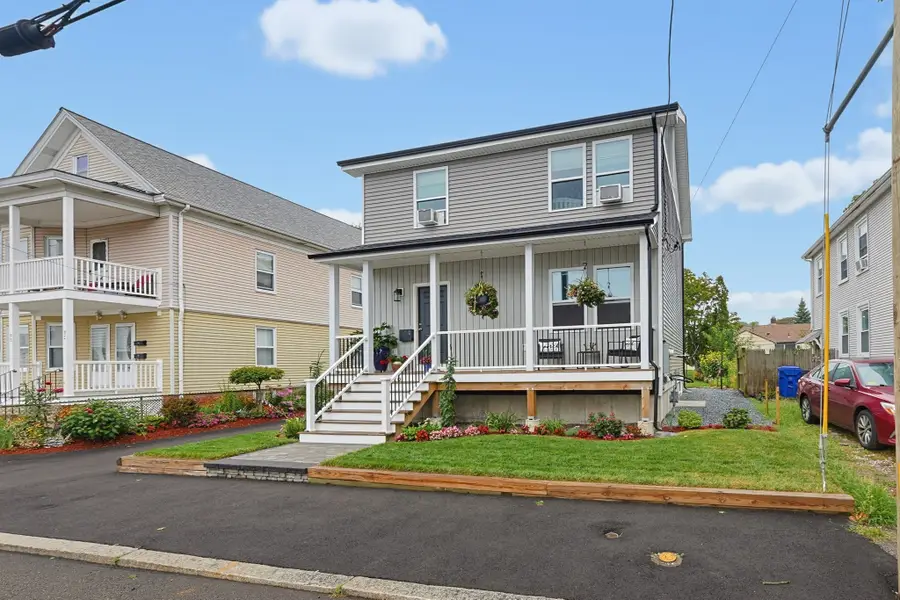 96 Carter Ave, Pawtucket, RI 02861 - #2