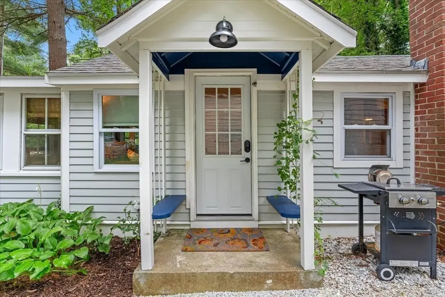 207 Bartlett Rd, Plymouth, MA 02360 - #2