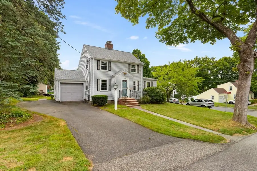 159 Howard Street, Reading, MA 01867 - #2