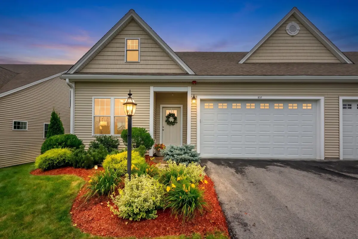 837 Ledgewood Way #837, Clinton, MA 01510 - #1