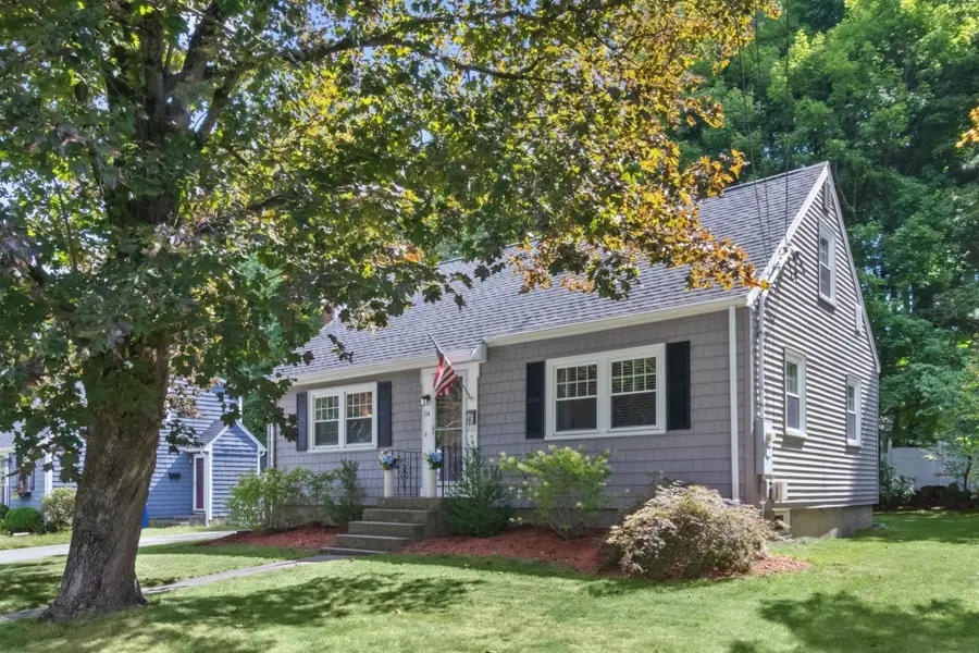 114 Lewis Ave, Walpole, MA 02081 - #2