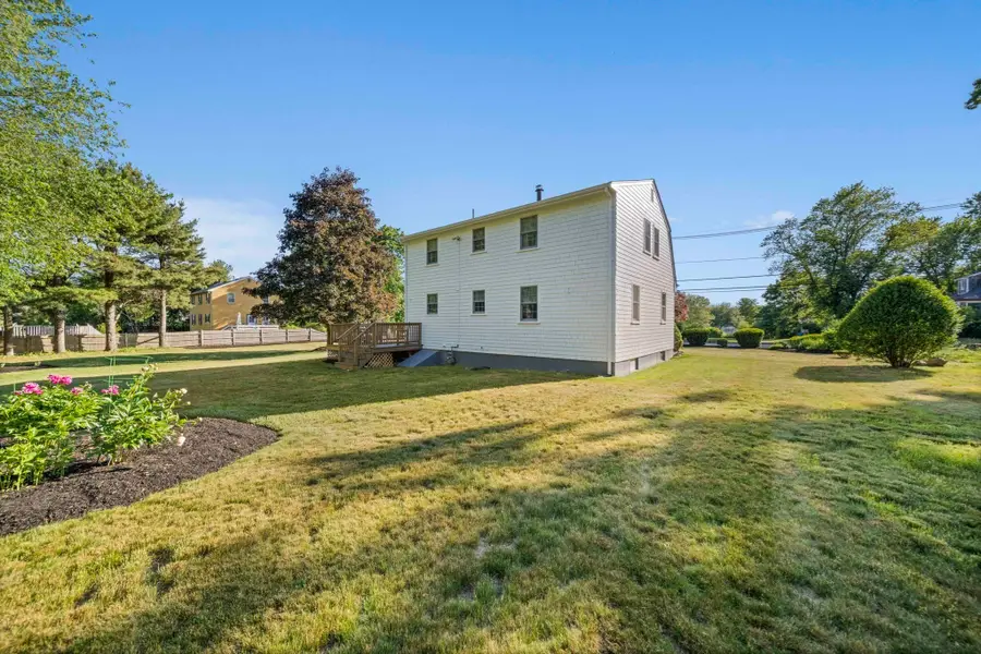 535 Whiting St, Hanover, MA 02339 - #3