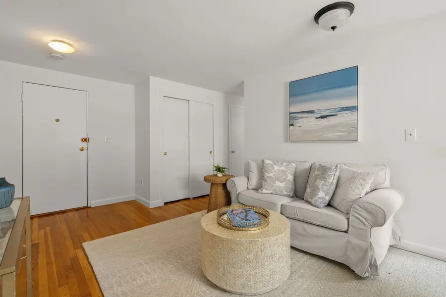 133 Beaconsfield Rd #23, Brookline, MA 02445 - #3