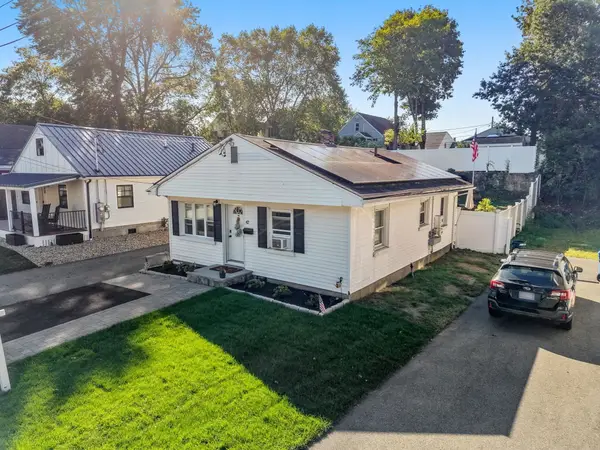 42 Mokema Ave, Waltham, MA 02451