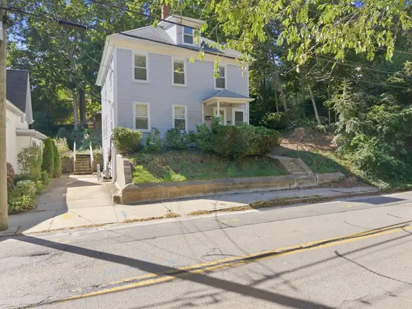 18 Oak St., Plymouth, MA 02360