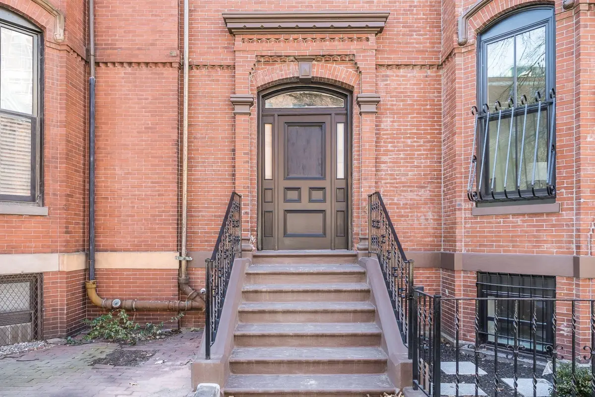 1 Fairfield St, Boston, MA 02116 - #1