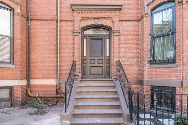 1 Fairfield St, Boston, MA 02116