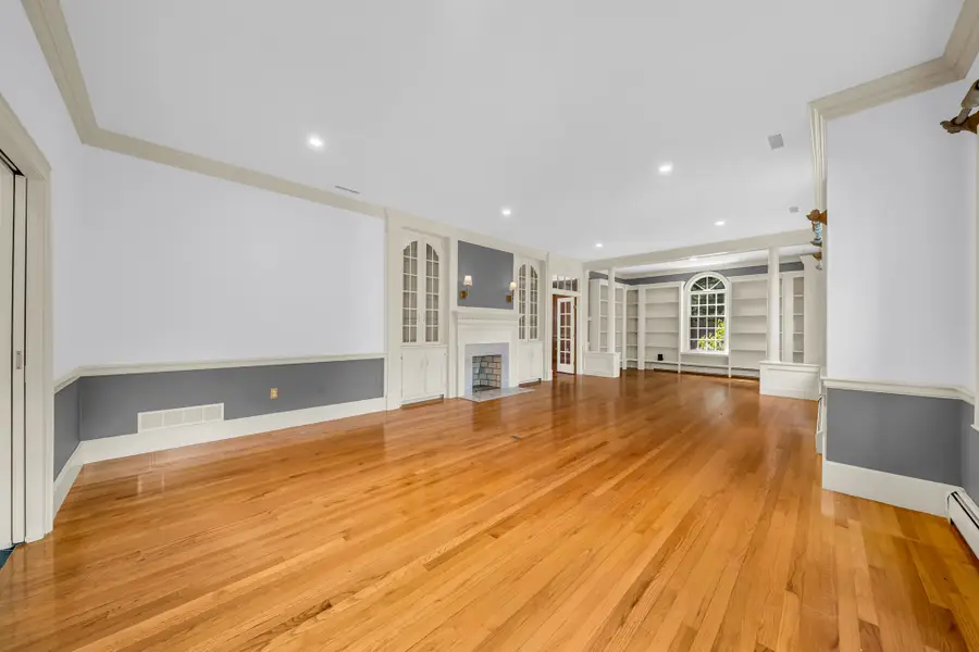 40 Grandview Rd, Chelmsford, MA 01824 - #2