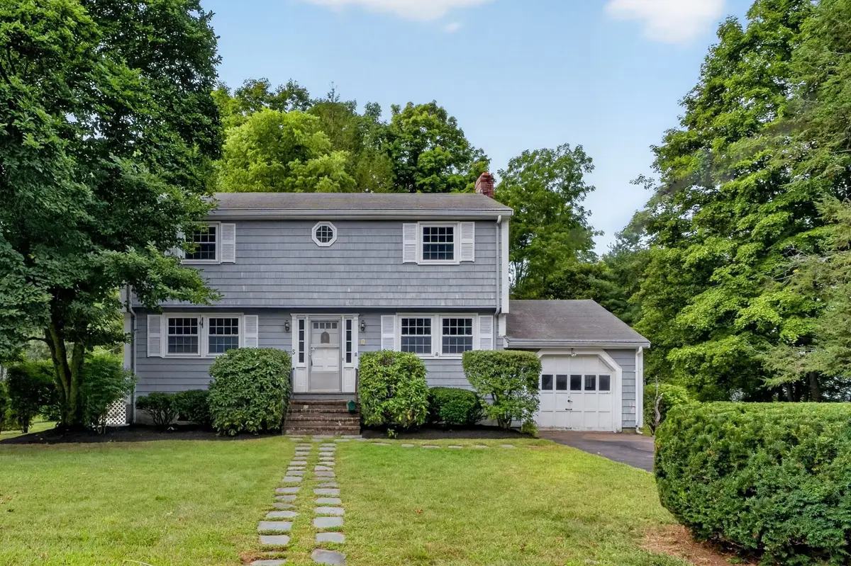 5 Robert Sproul Rd, Medfield, MA 02052 - #1