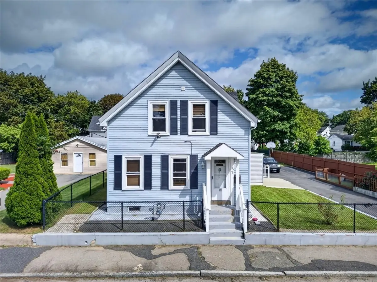 37 Taber Ave, Brockton, MA 02302 - #1