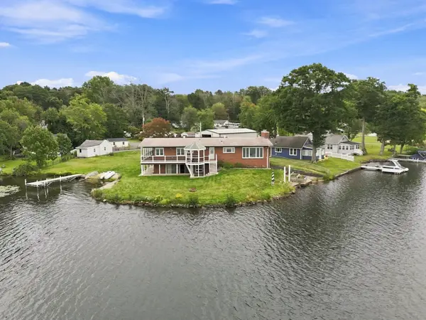 29 Lake Shore Drive, Wales, MA 01081