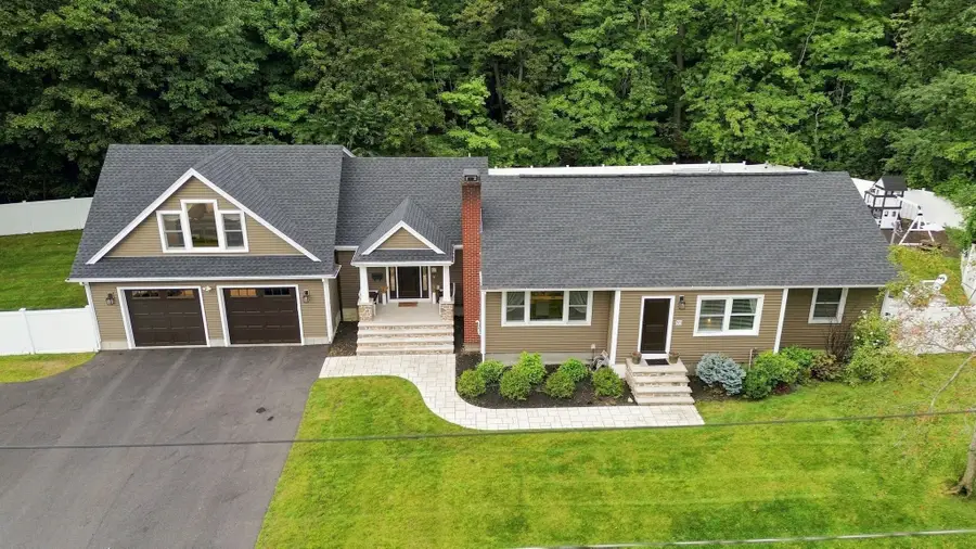 55 Lucerne Dr, Andover, MA 01810 - #2