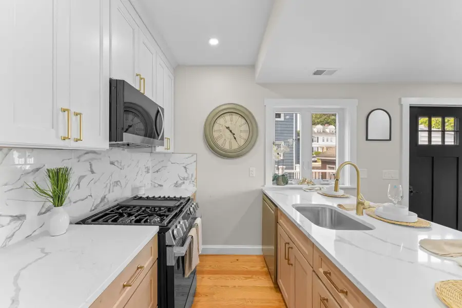 194 Washington Ave #4, Winthrop, MA 02152 - #3